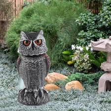 Épouvantail Décoratif pour une Ambiance Enchantée