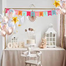 Table Réglable Arche : Élégance et Polyvalence pour Votre Décor