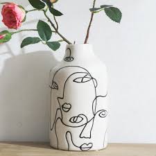 Vase Design Kimdio en Céramique Irrégulier pour une Décoration Élégante