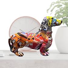 Statue Teckel Peinte : Élégance et Charme pour votre Intérieur