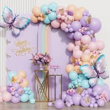 Guirlande Papillon pour une Décoration d'Anniversaire Éblouissante en Violet