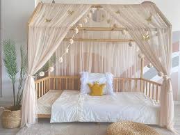 Baby Fancyroom Baldaquin Supérieure : Élégance et Douceur pour la Chambre de Bébé