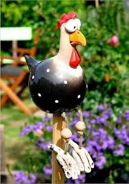 Poule Décorative DYOUen pour un Jardin Charmant