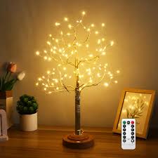 Kinamy Arbre LED Télécommandé pour une Décoration Éblouissante