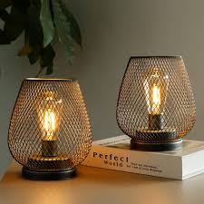 Lanternes Métalliques TRIROCKS : Éclairez Votre Intérieur avec Élégance